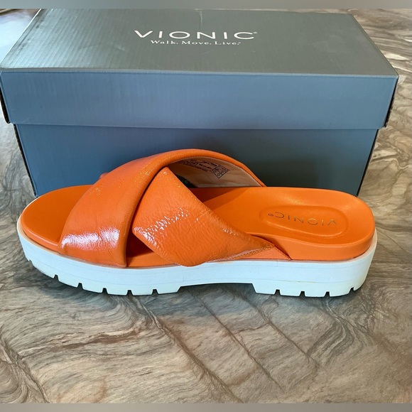 Vionic Vesta Women's Slide Comfort Sandals Orange Marigold Patent Leather Size 8 - Picture 7 of 12